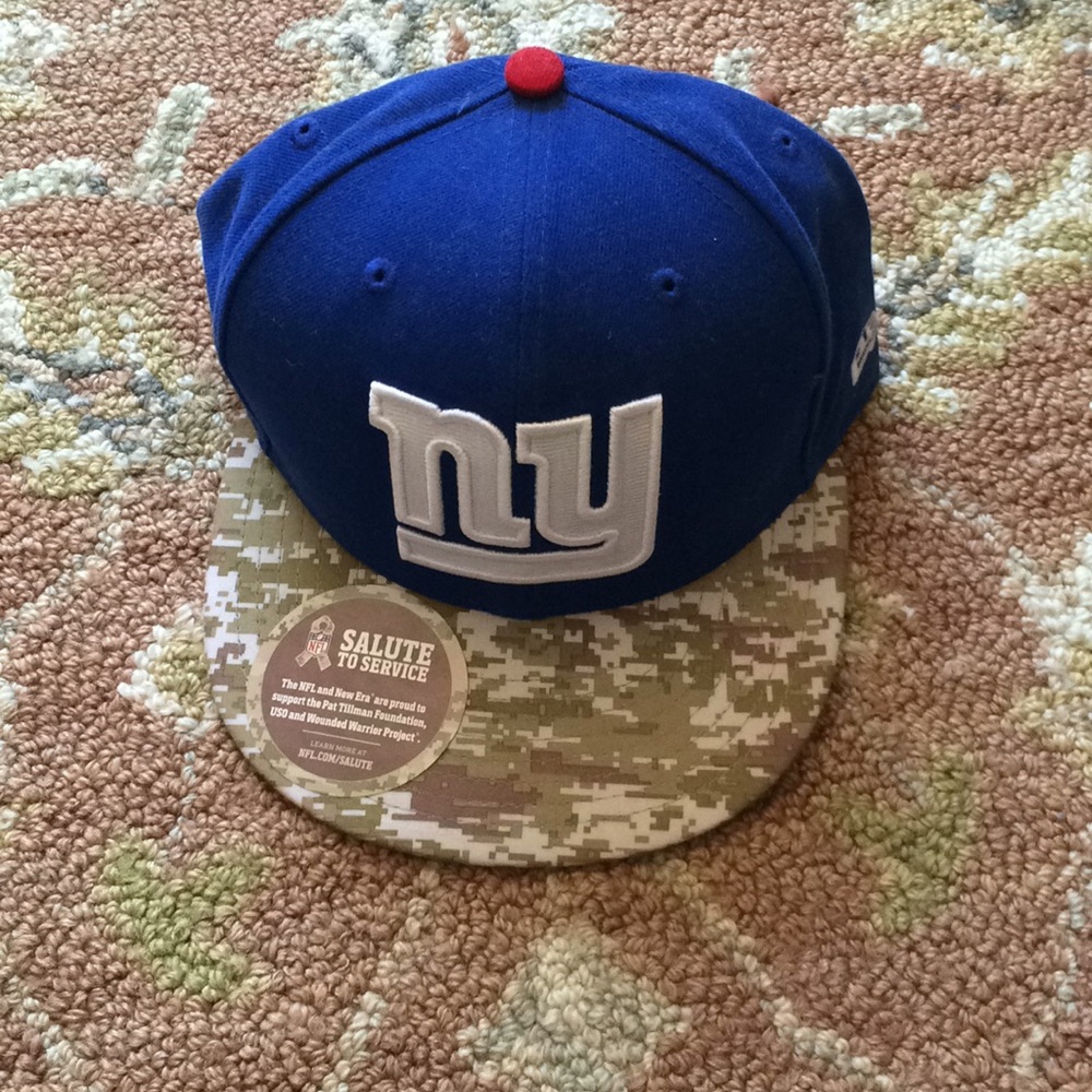 Fitted hat